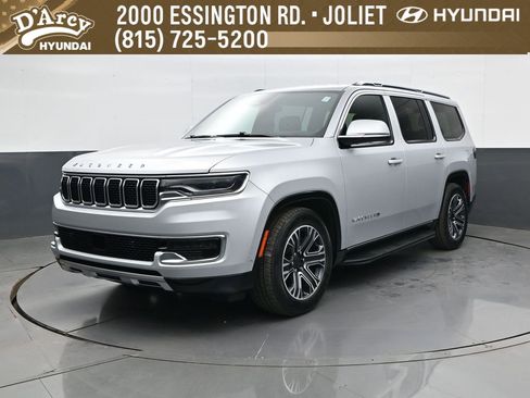 Used 2022 Jeep Wagoneer Series III image 1