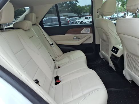 Used 2022 Mercedes-Benz GLE 350 4MATIC image 27