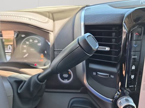 New 2026 RAM 2500 Laramie w/ Towing Technology Group image 36