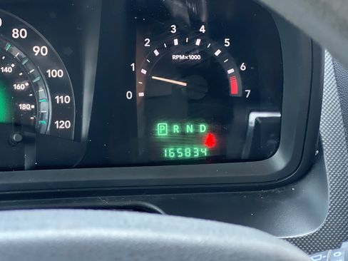 Used 2009 Dodge Journey SXT w/ Flexible Seating Group image 25