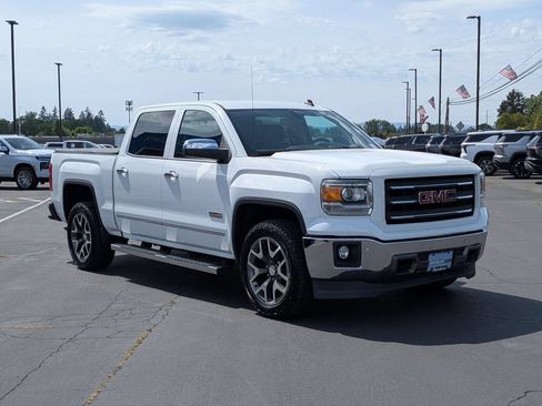 Used 2014 GMC Sierra 1500 SLT w/ All-Terrain Package AWD/4WD image 8