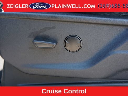 Used 2022 Ford F150 XL w/ Equipment Group 101A High AWD/4WD image 16
