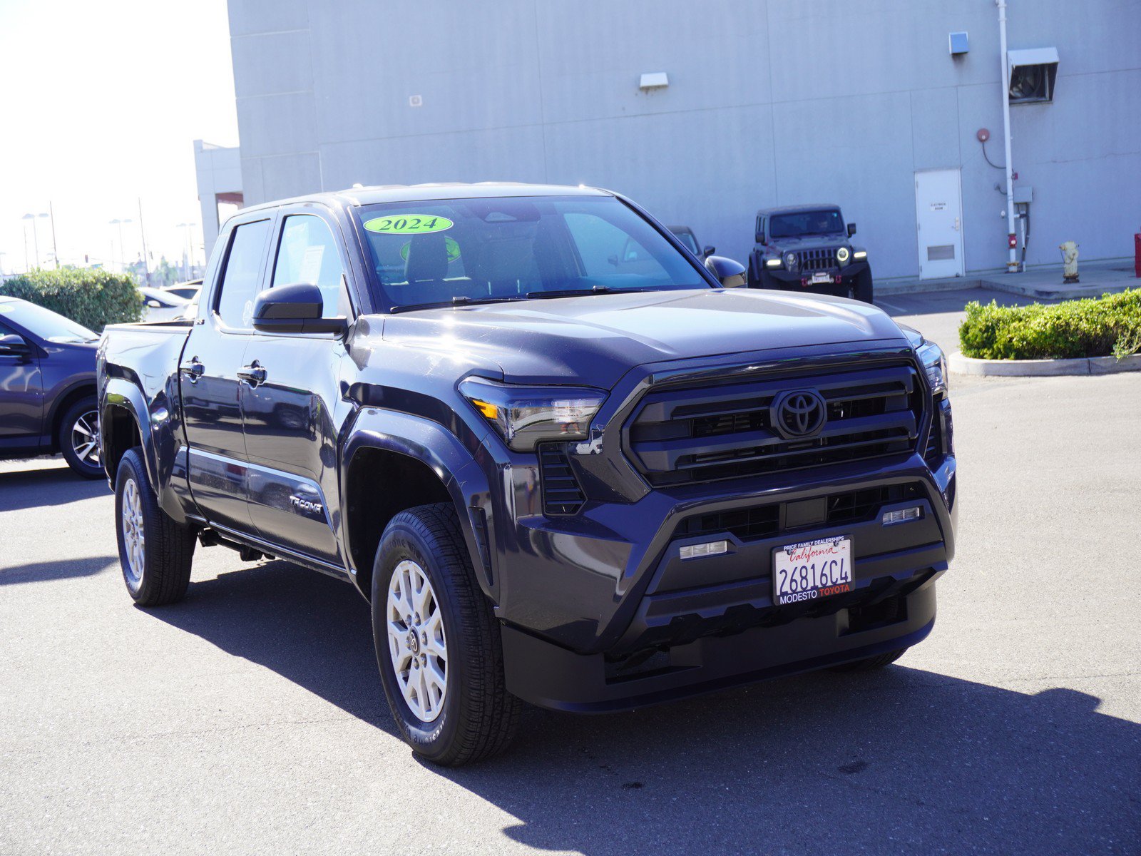 Used 2024 Toyota Tacoma SR5 RWD image 1