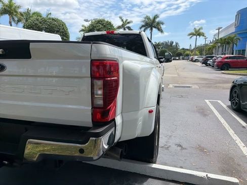 Used 2020 Ford F350 Lariat w/ Chrome Package AWD/4WD image 8