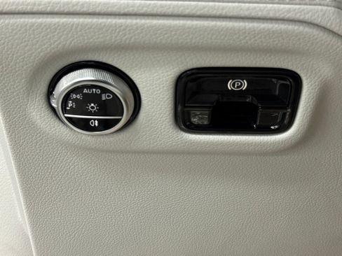 Used 2023 Mercedes-Benz EQE 350+ 4MATIC SUV image 30