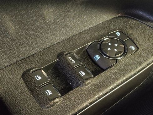 Used 2021 Ford EcoSport SE image 27