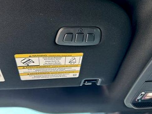 Used 2025 Ford F250 Platinum image 22