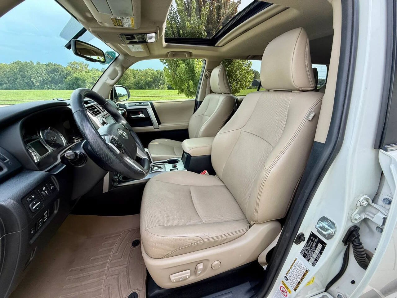 Used 2017 Toyota 4Runner Limited AWD/4WD image 14
