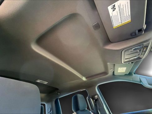 Used 2023 Chevrolet Silverado 1500 LT image 27