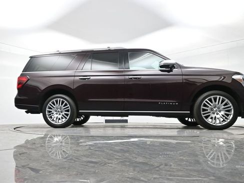 Used 2023 Ford Expedition Max Platinum image 35