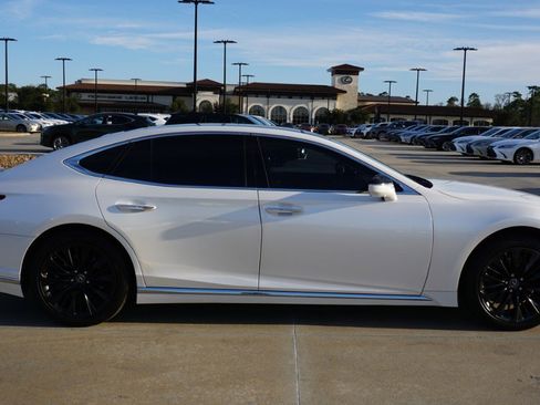 Used 2018 Lexus LS 500 AWD w/ Luxury Package image 4