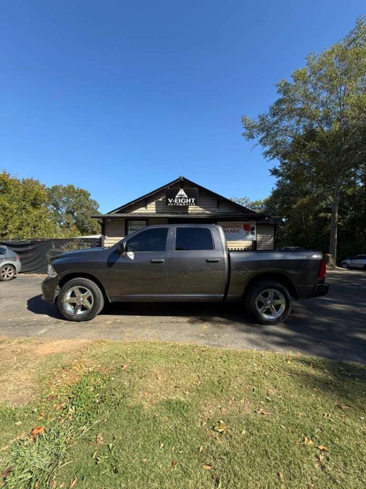 Used 2014 RAM 1500 Express RWD image 3