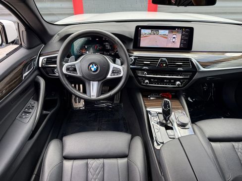 Used 2021 BMW 540i w/ M Sport Package RWD image 30