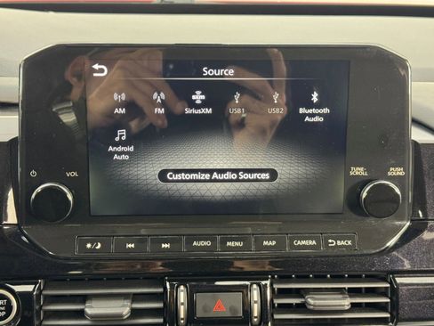 Used 2022 Nissan Pathfinder SL w/ Lighting Package (N92) image 25