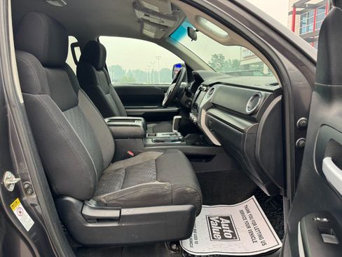 Used 2016 Toyota Tundra SR5 AWD/4WD image 18