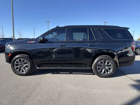 Used 2024 Chevrolet Tahoe Z71 w/ Luxury Package image 2