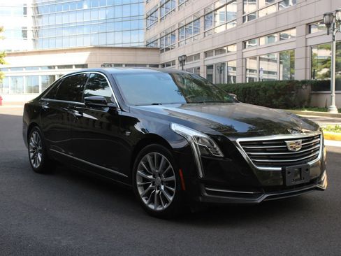 Used 2017 Cadillac CT6 3.6 AWD image 1
