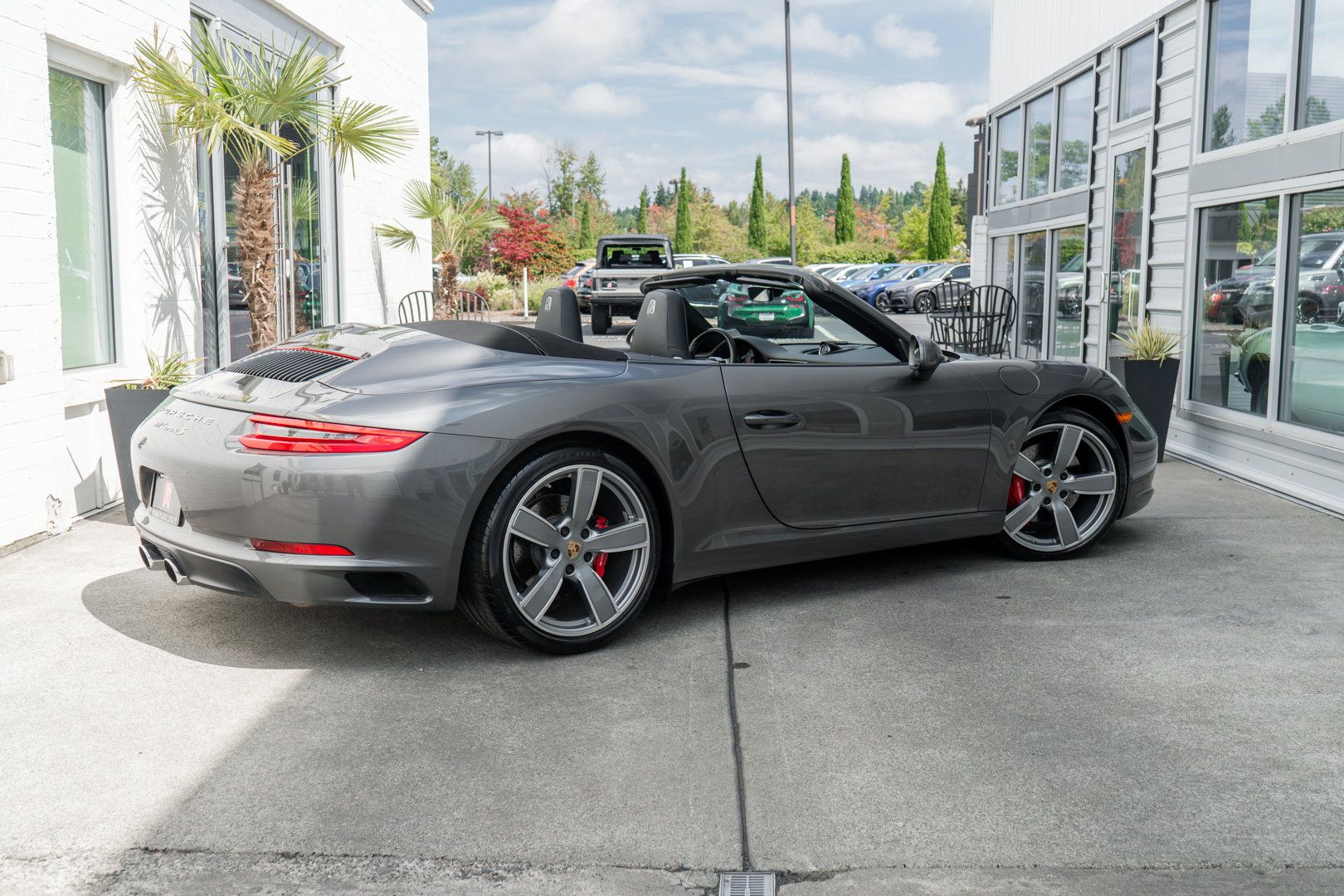 Used 2017 Porsche 911 Carrera S RWD image 7