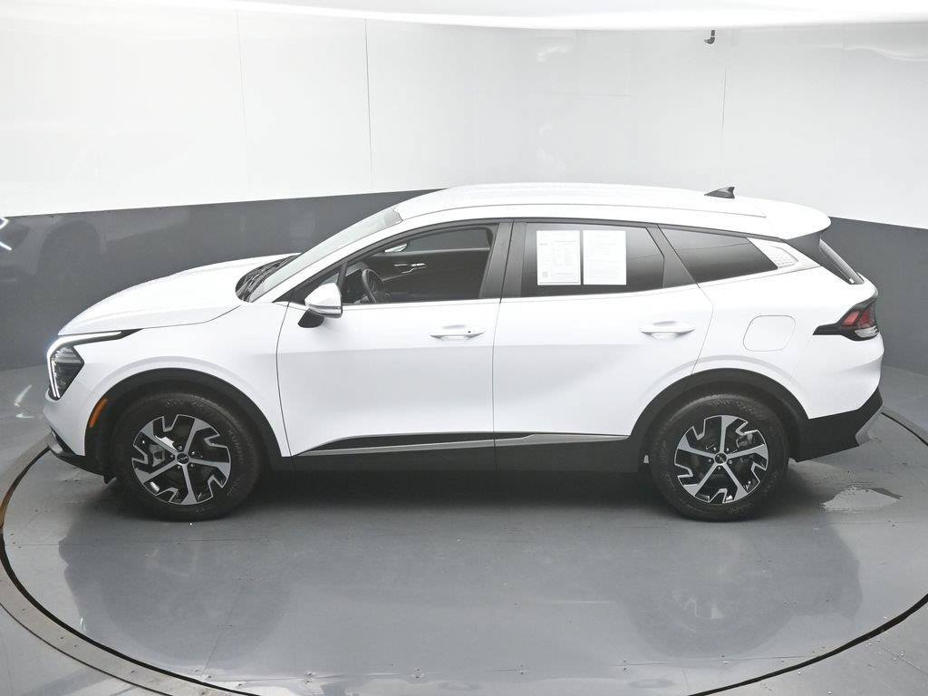 Used 2025 Kia Sportage EX FWD image 43