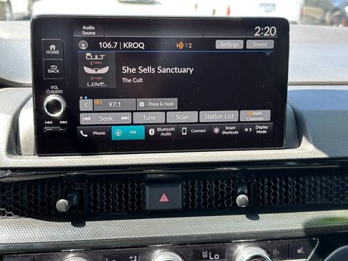Used 2025 Honda CR-V EX-L image 29