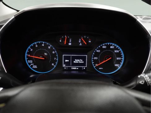 Used 2018 Chevrolet Equinox LT image 20