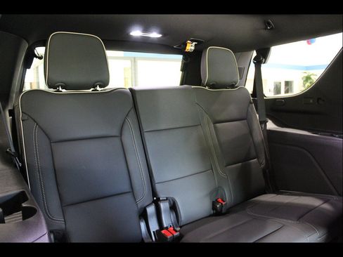 Used 2026 Chevrolet Tahoe Premier w/ Sun And Tow Package AWD/4WD image 22
