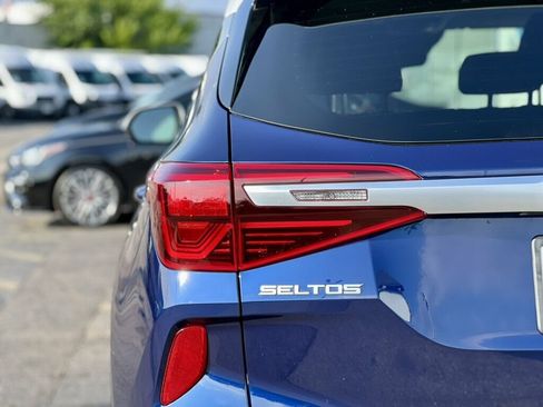 Used 2022 Kia Seltos Nightfall Edition AWD/4WD image 9