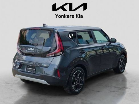 Certified 2023 Kia Soul EX FWD image 6
