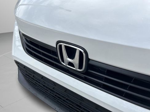 Used 2023 Honda Civic EX image 29