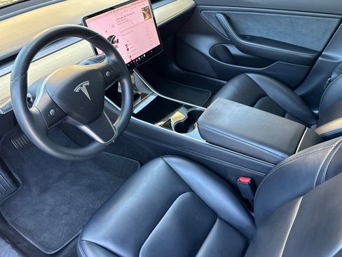 Used 2019 Tesla Model 3 Standard Range Plus RWD image 10