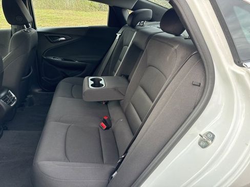 Used 2024 Chevrolet Malibu LT image 13