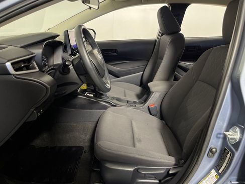 Used 2024 Toyota Corolla LE FWD image 12