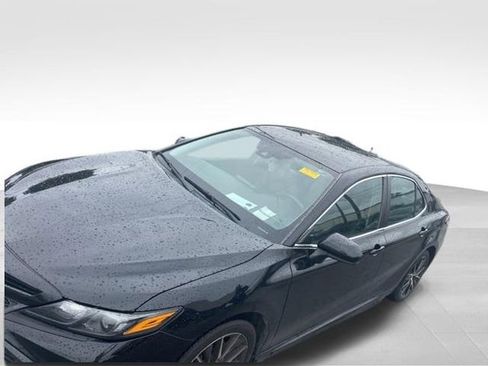 Used 2021 Toyota Camry SE FWD image 17