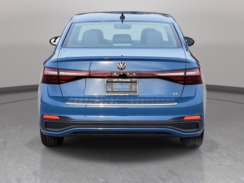 New 2026 Volkswagen Jetta SE image 6