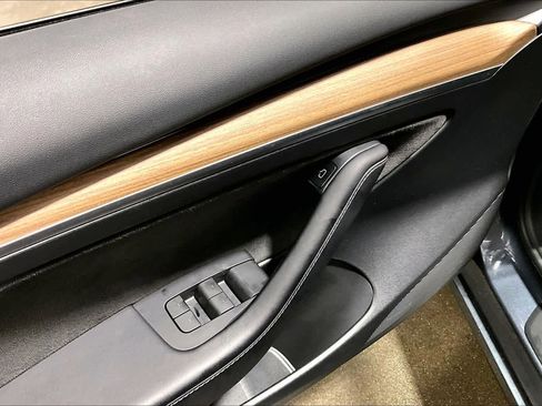Used 2022 Tesla Model 3 Long Range image 35