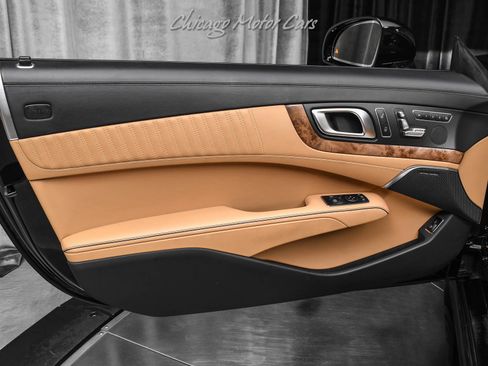Used 2019 Mercedes-Benz SL 550 image 26