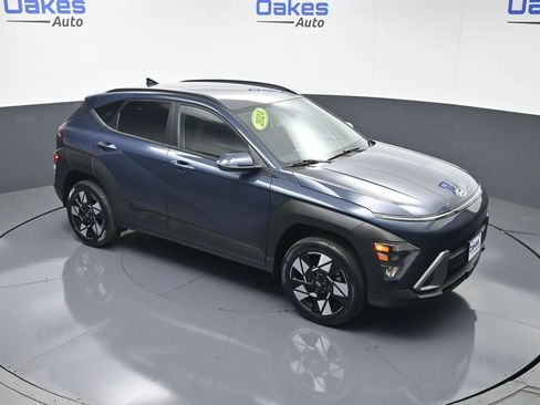 Used 2024 Hyundai Kona SEL AWD/4WD image 46