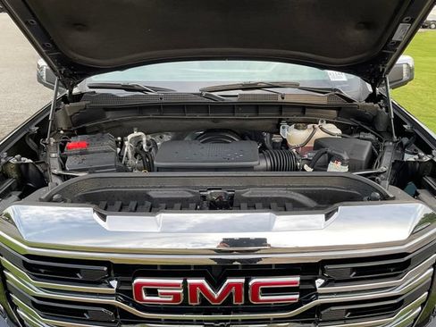 Used 2024 GMC Sierra 1500 SLT w/ SLT Premium Plus Package AWD/4WD image 26