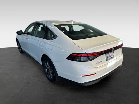 Used 2023 Honda Accord EX image 4