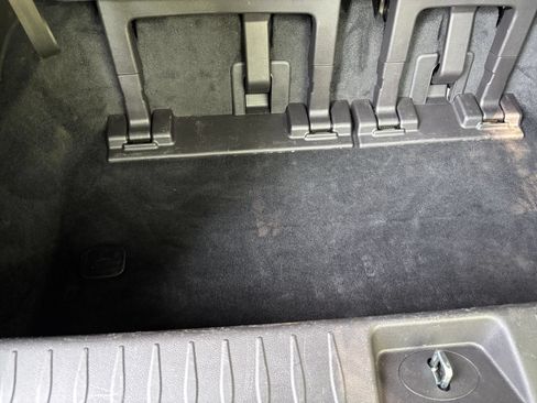 Used 2026 Kia Carnival FWD image 33