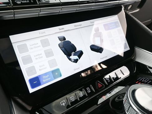 Used 2023 Jeep Grand Wagoneer 4WD w/ Convenience Group III image 14