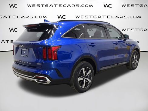 Used 2022 Kia Sorento EX w/ Panoramic Sunroof Package image 50