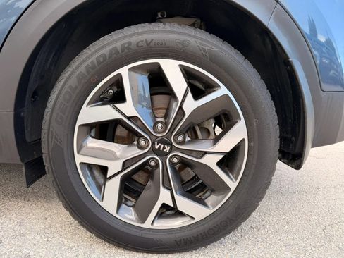 Used 2020 Kia Sportage EX w/ EX Technology Package FWD image 11