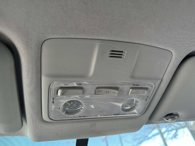 Used 2013 Toyota RAV4 LE FWD image 30