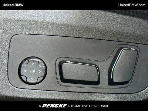 Used 2025 BMW X4 M40i image 4
