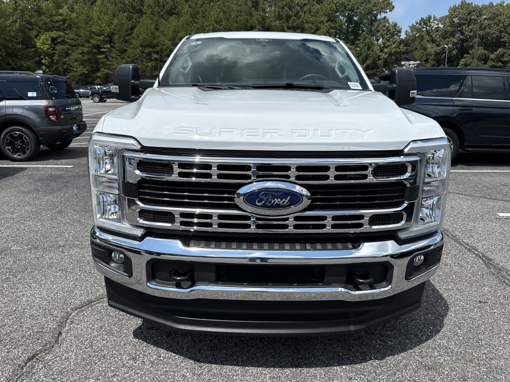 Used 2025 Ford F250 XLT w/ Snow Plow Prep Package AWD/4WD image 2