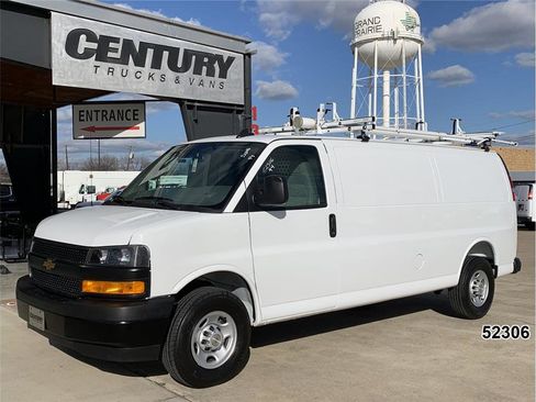 Used 2025 Chevrolet Express 2500 Extended w/ Communications Package image 1