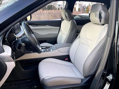 Certified 2026 INFINITI QX60 Autograph w/ Dark Cargo Package image 15