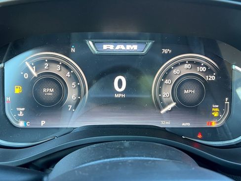 New 2026 RAM 1500 4x4 Crew Cab image 24