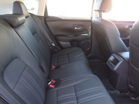 New 2026 Honda HR-V EX-L image 10